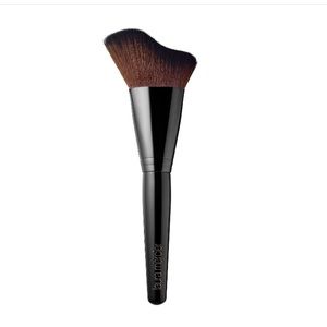 GLOW BRUSH Laura Mercier